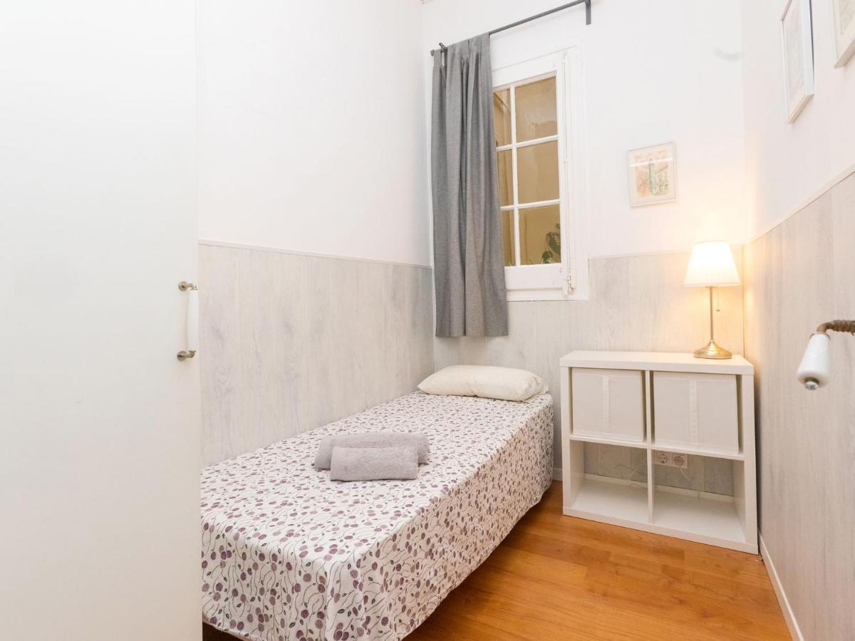 Apartment Gracia Torrijos By Interhome