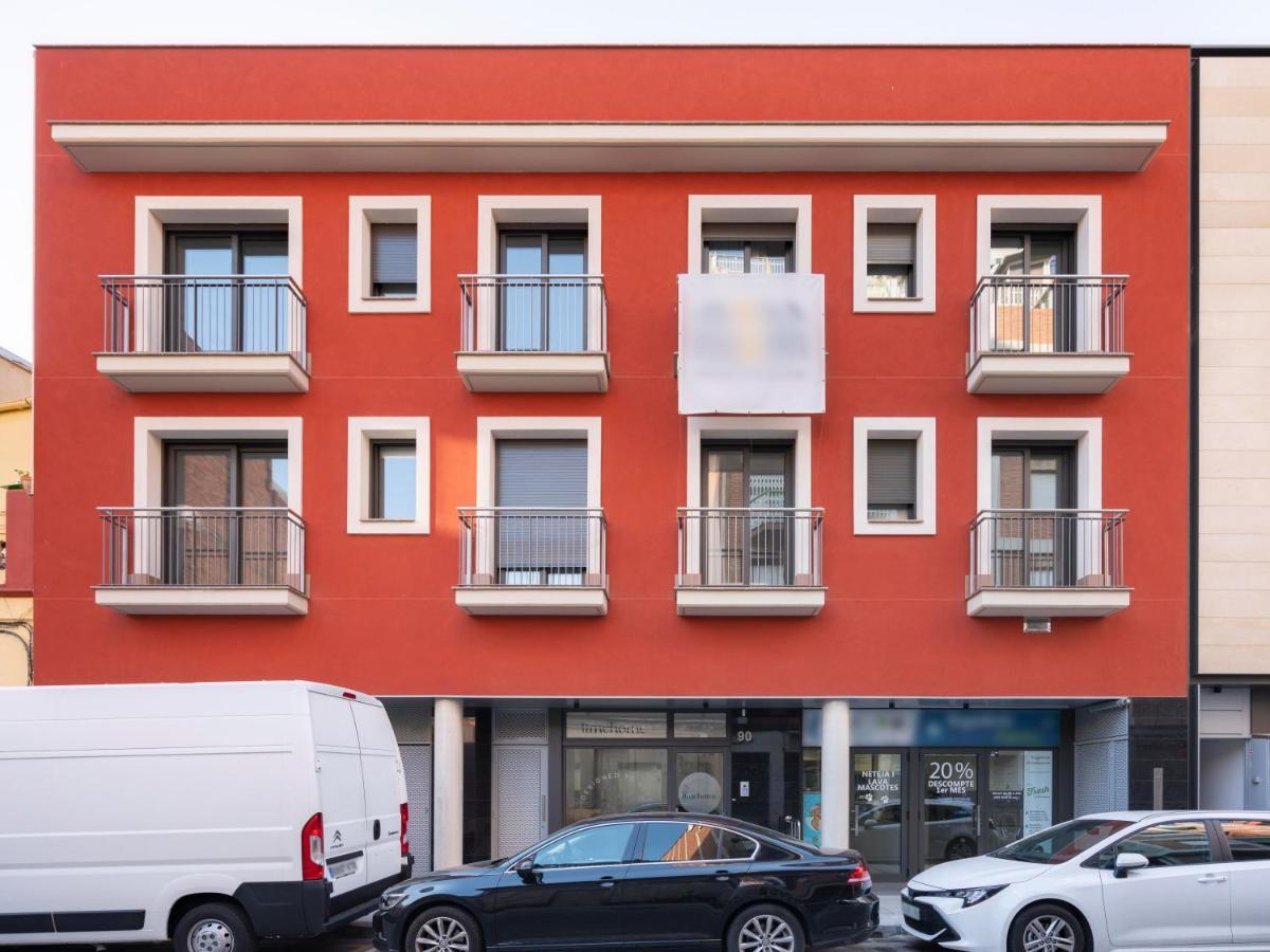 Limehome Carrer De Besalu 90 - Temporal Barcelone