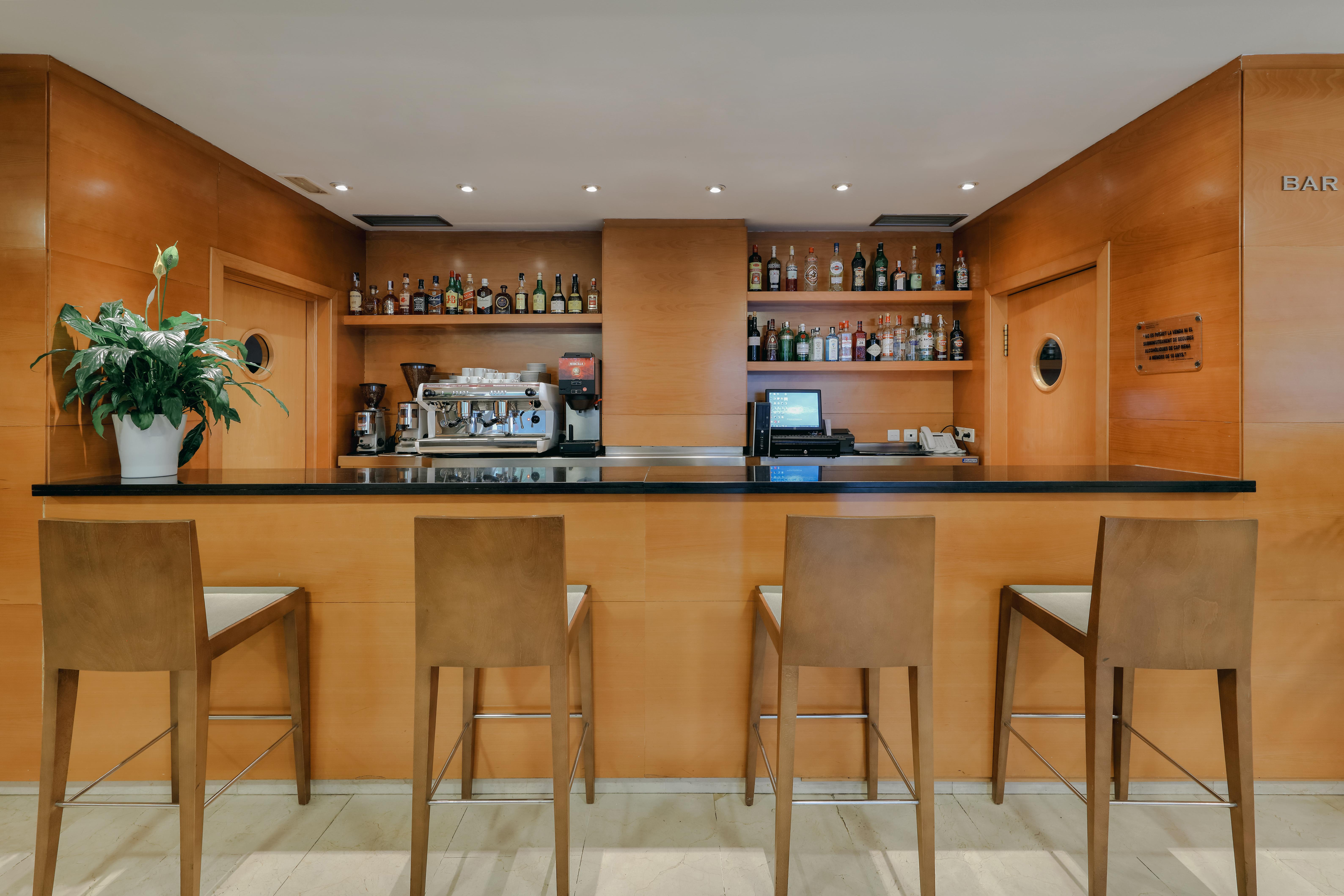 Hotel Catalonia Beach 4*