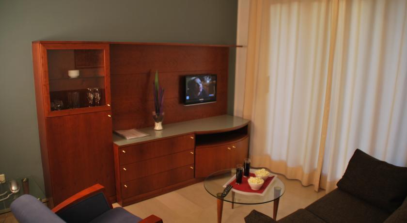 Apartahotel Napols - Abapart 2*