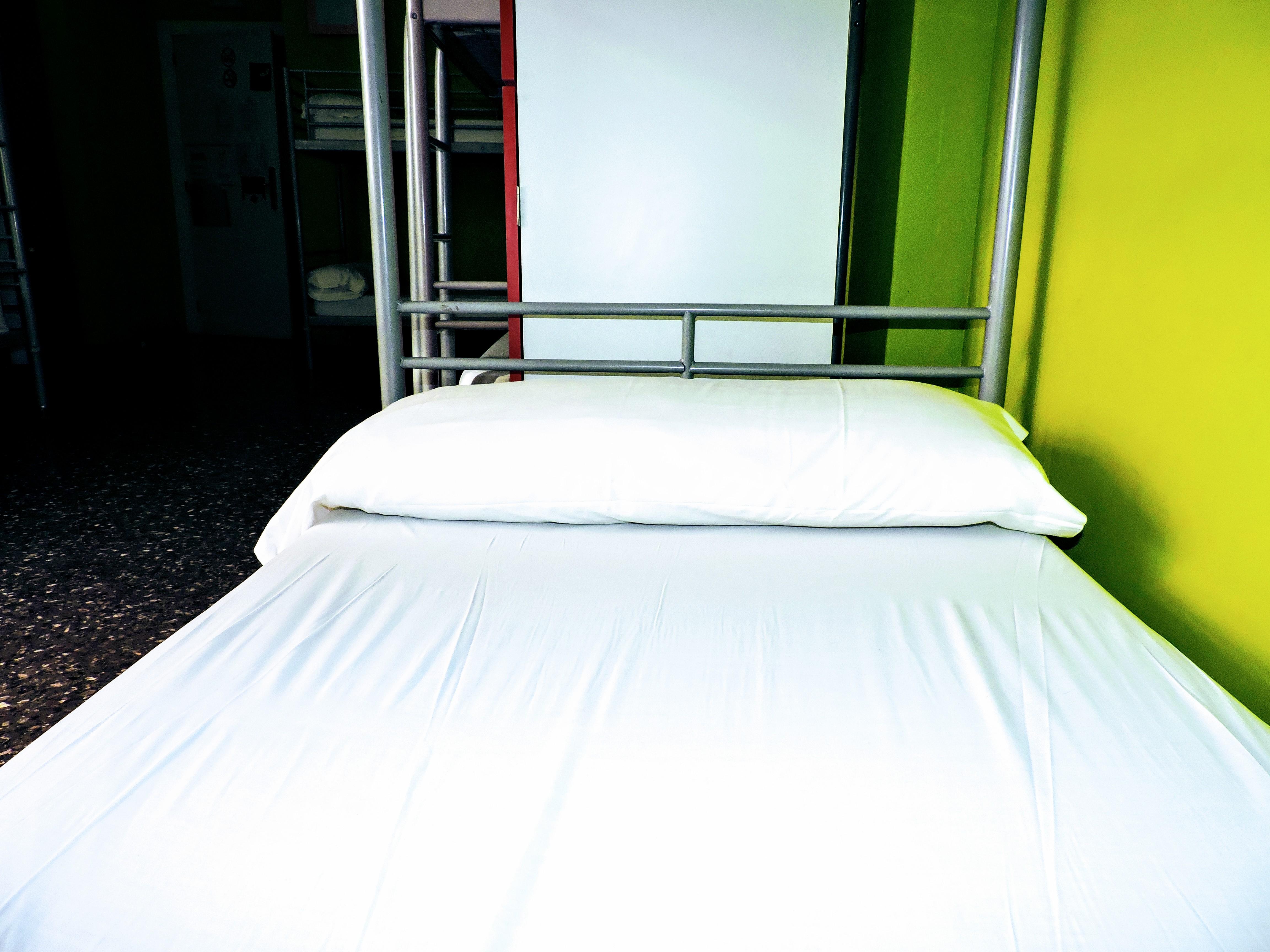 Onefam Les Corts Hostal Barcelona