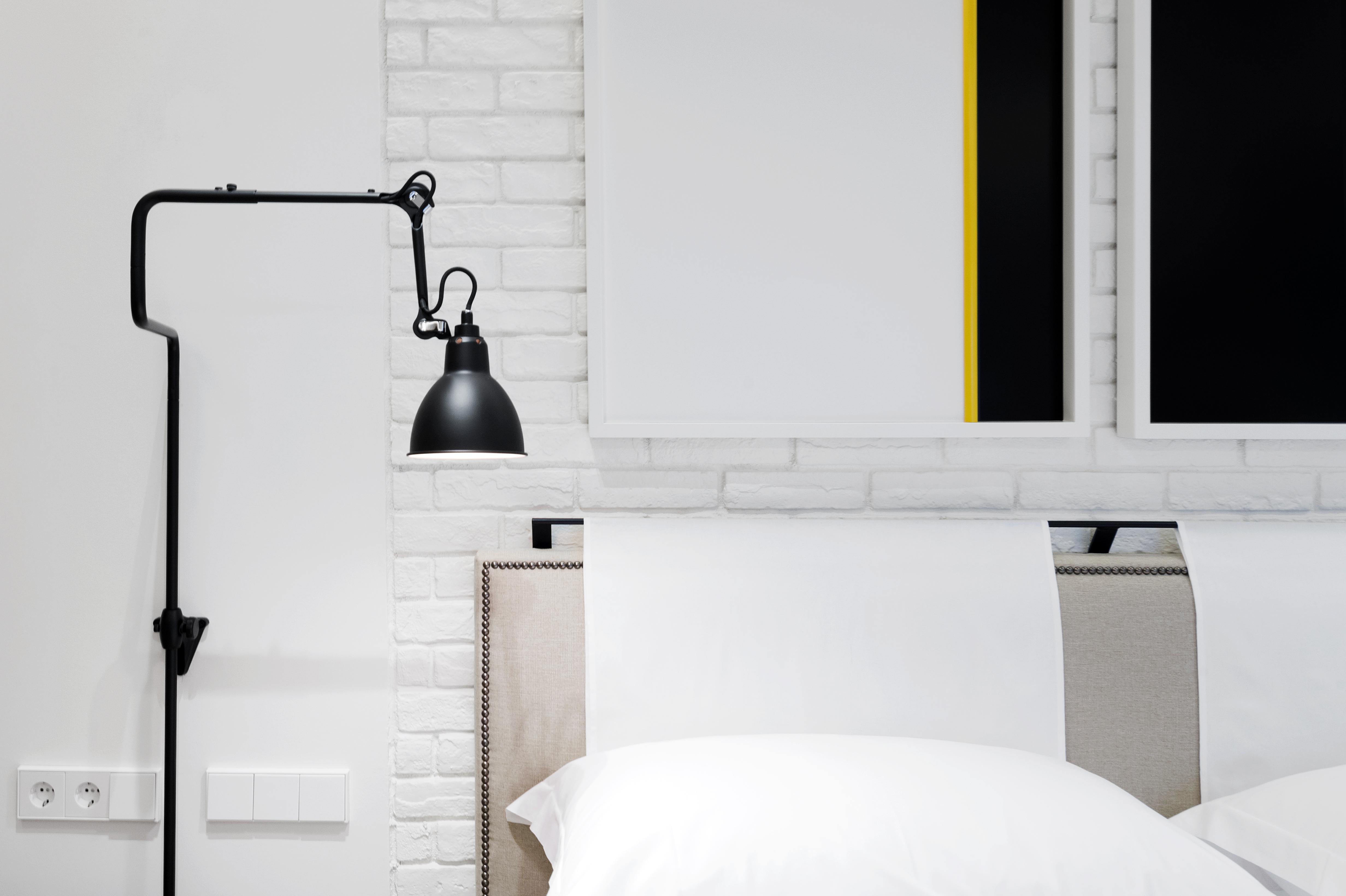 The Corner 4*