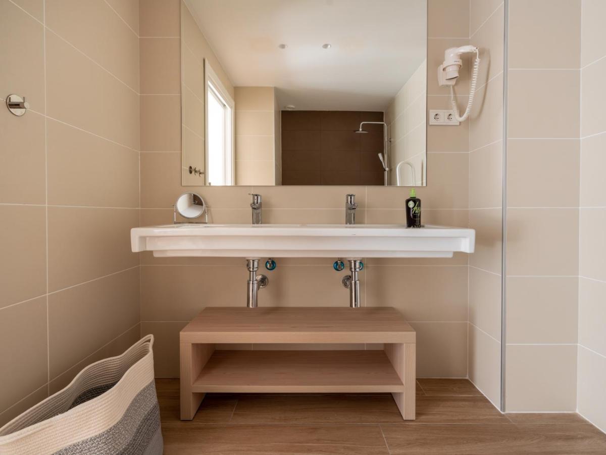 Limehome Carrer De Besalu 82
