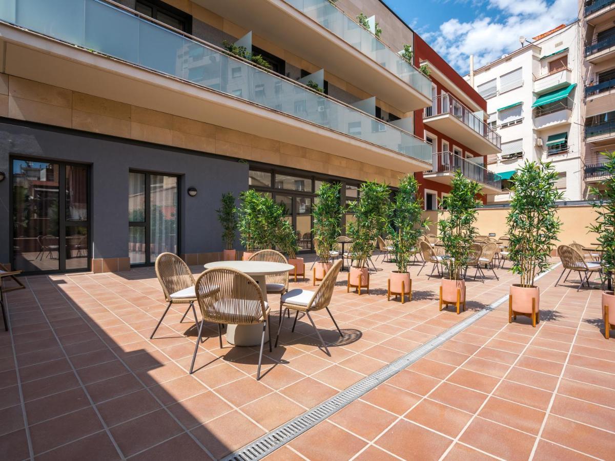 Limehome Carrer De Besalu 82 Hotel
