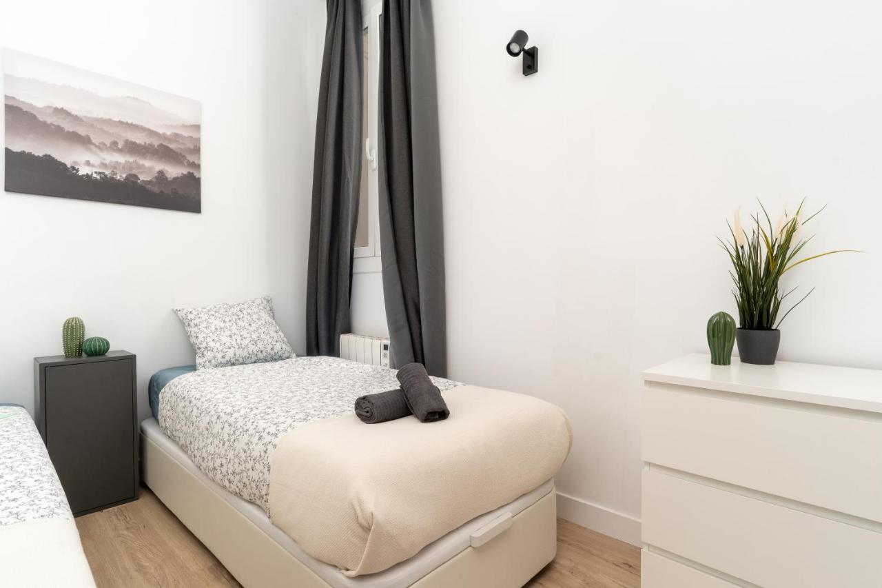 5br - 3bh Luxury In The City Center Apartment