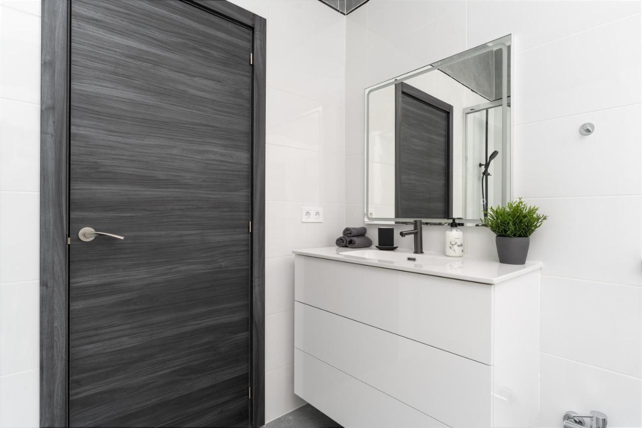Apartment 5br - 3bh Luxury In The City Center