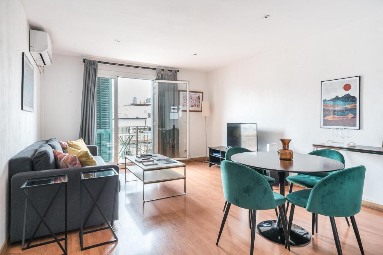 Eixample 4 Apartment *