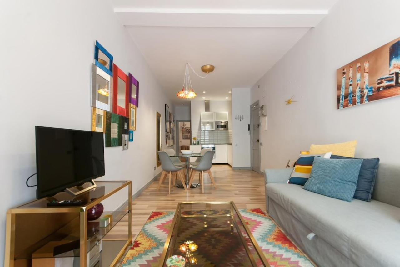 Inbarcelonasuites Apartment
