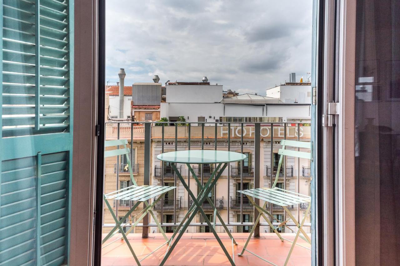 Eixample 4 *