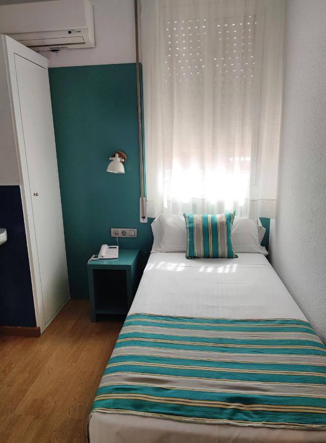 Gasthof Yomo Bcn Port 2*