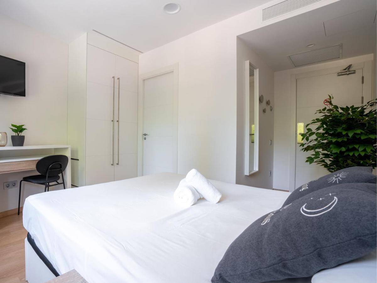 Hotel Limehome Carrer De Fontcoberta - Digital Access Barcelona