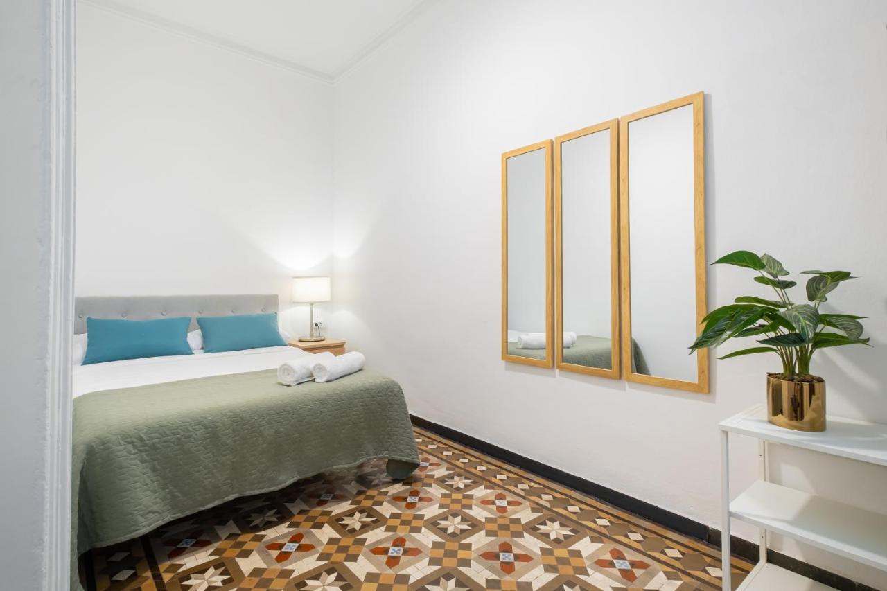 Espacio Gothico Hostel *