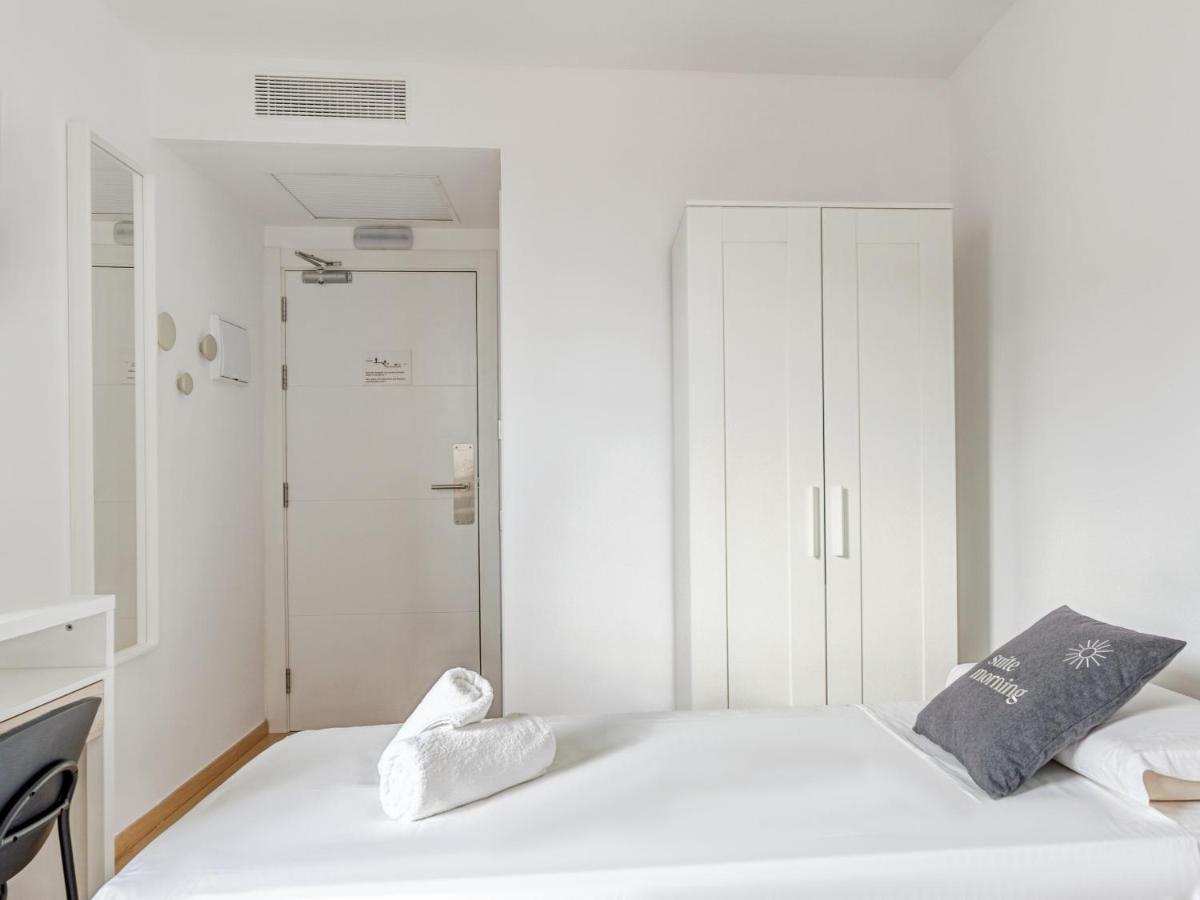 Limehome Carrer De Fontcoberta - Digital Access Hotel
