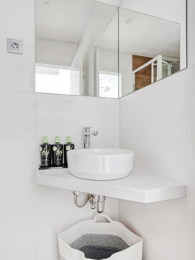 Hotel Limehome Carrer De Fontcoberta - Digital Access