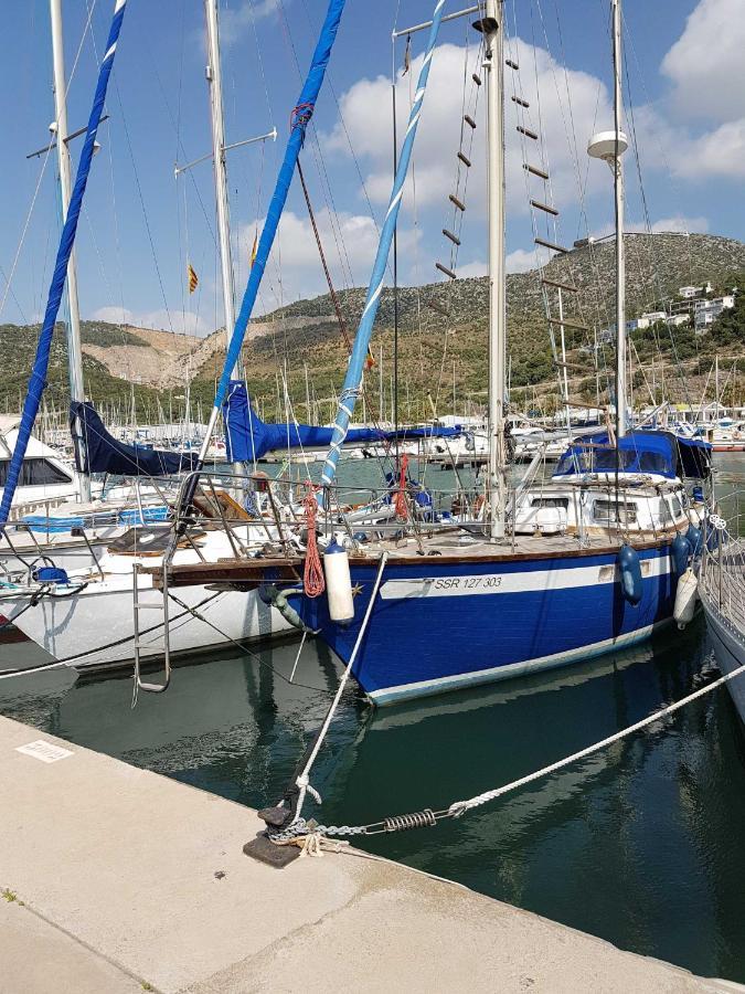 On A Beautiful Ocean Going Classic Schooner! Bateau-hôtel Barcelone