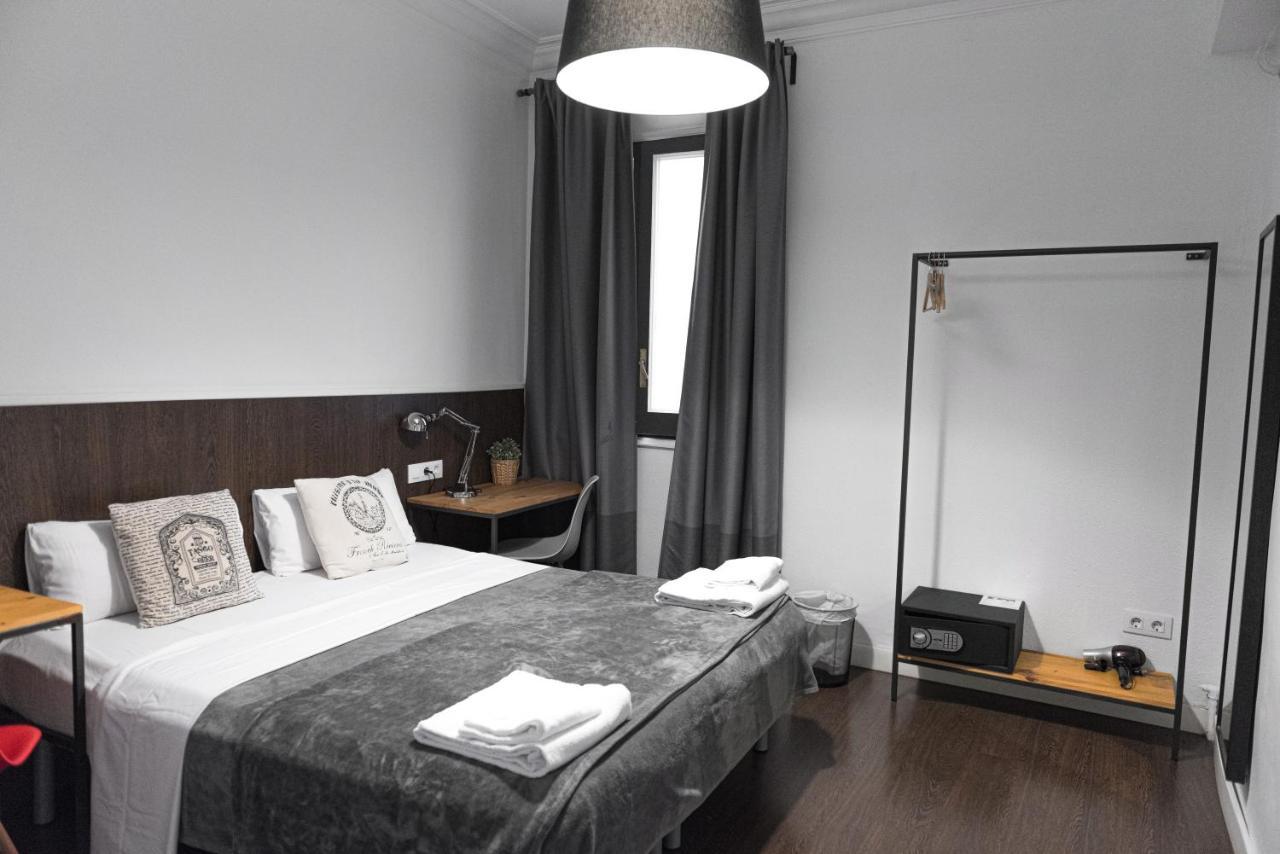 Traveller House 8 Bedroom * Barcelona
