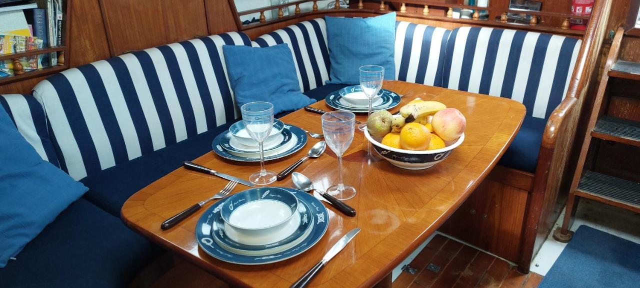 Bateau-hôtel On A Beautiful Ocean Going Classic Schooner!