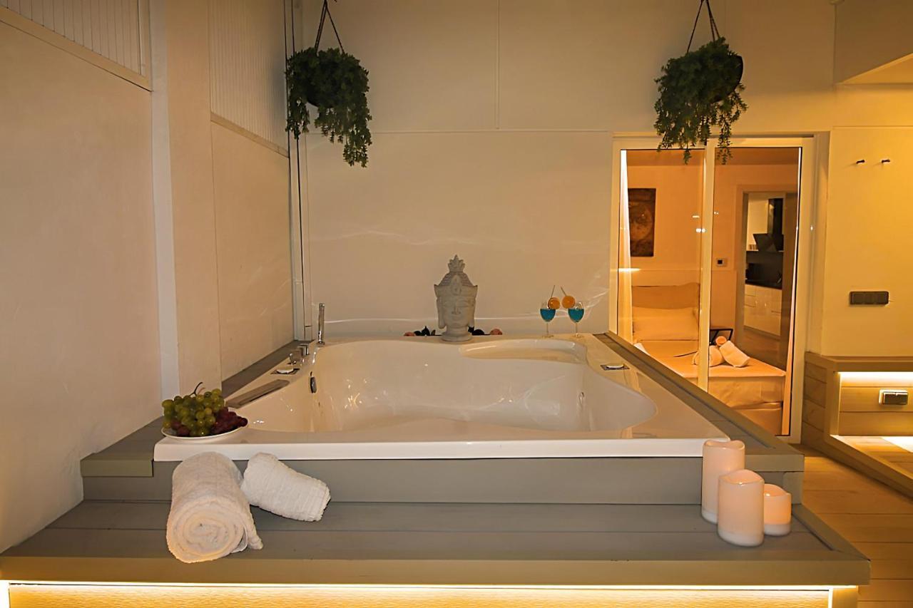 Apartment Incredible Penthouse With Jacuzzi In The Center, Unique In The Area