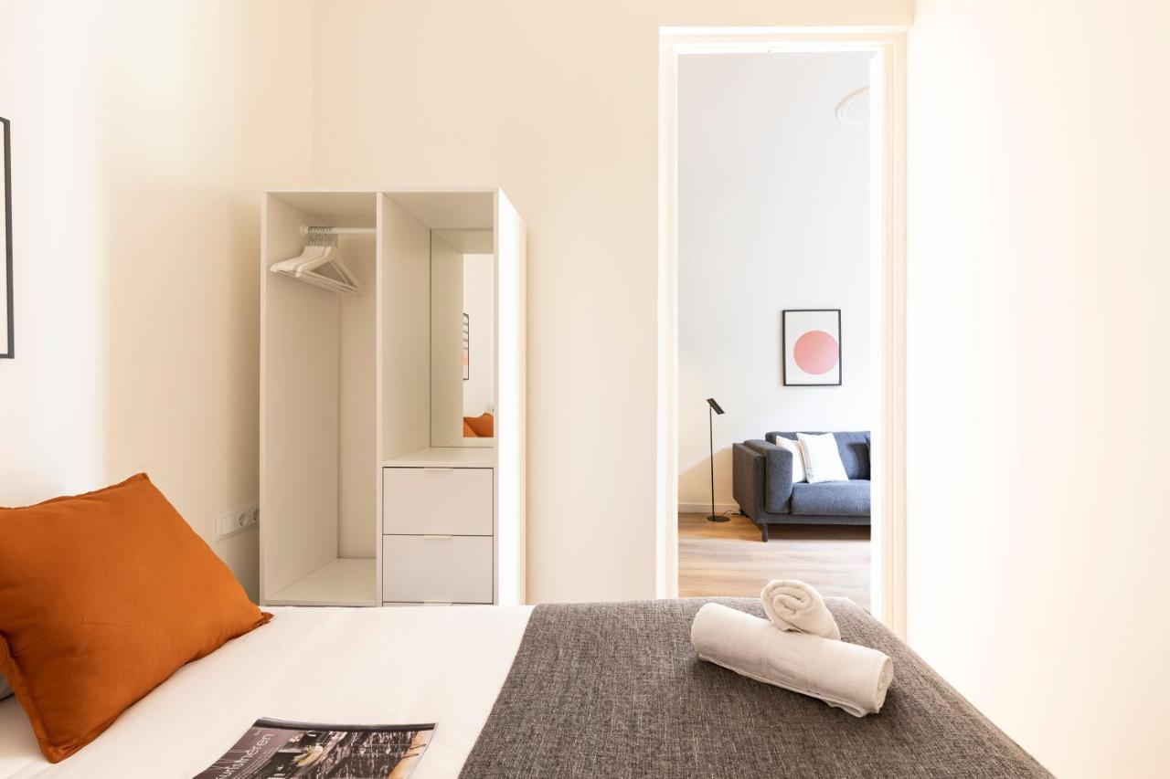Ab Centric Universitat Apartment