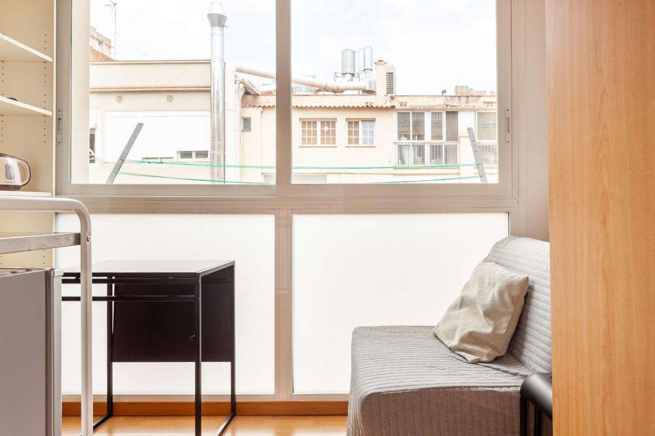 Séjour chez l'habitant Double With Private Bathroom And Private Kitchen Barcelone