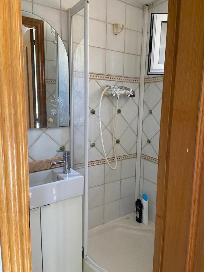 Séjour chez l'habitant Double With Private Bathroom And Private Kitchen