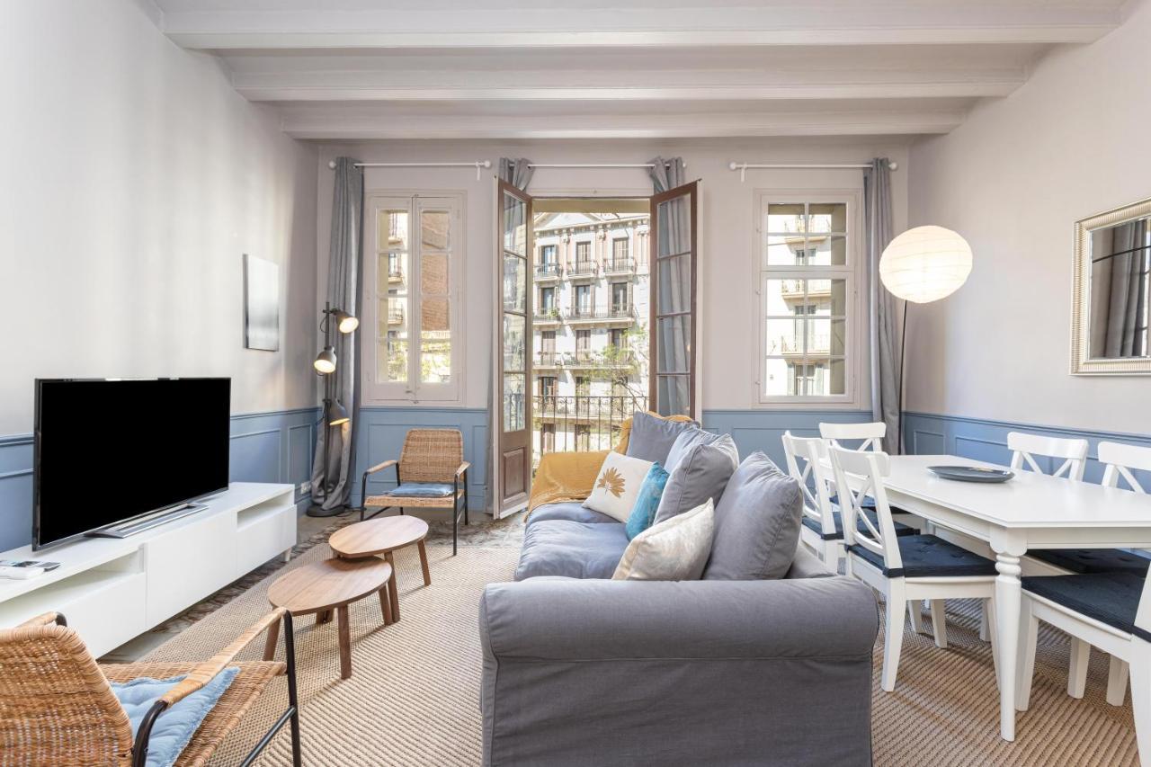 Luxurious-historical With Terrace Apartment *