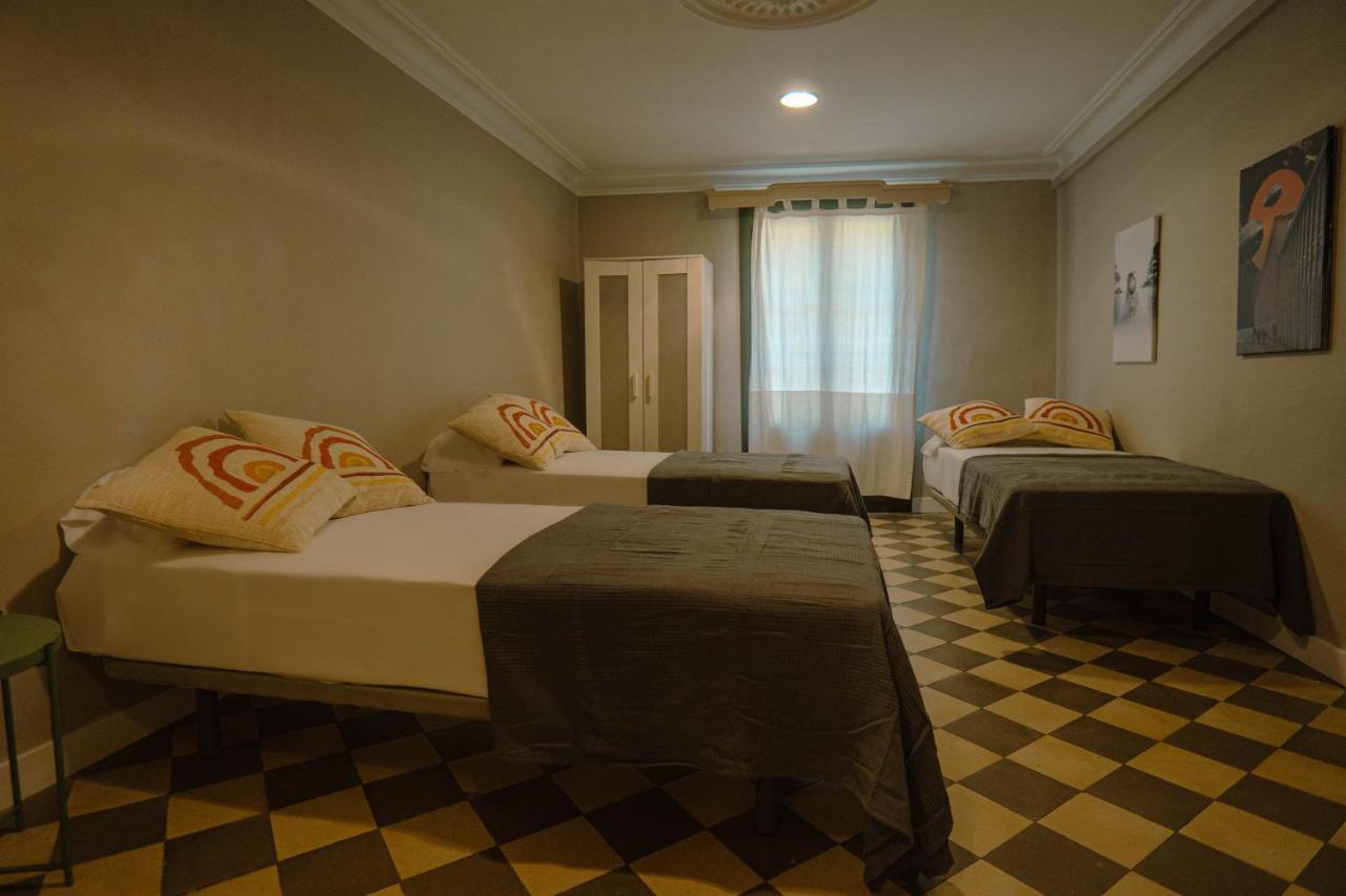 Aparthotel Smartr Barcelona Ramblas 2*