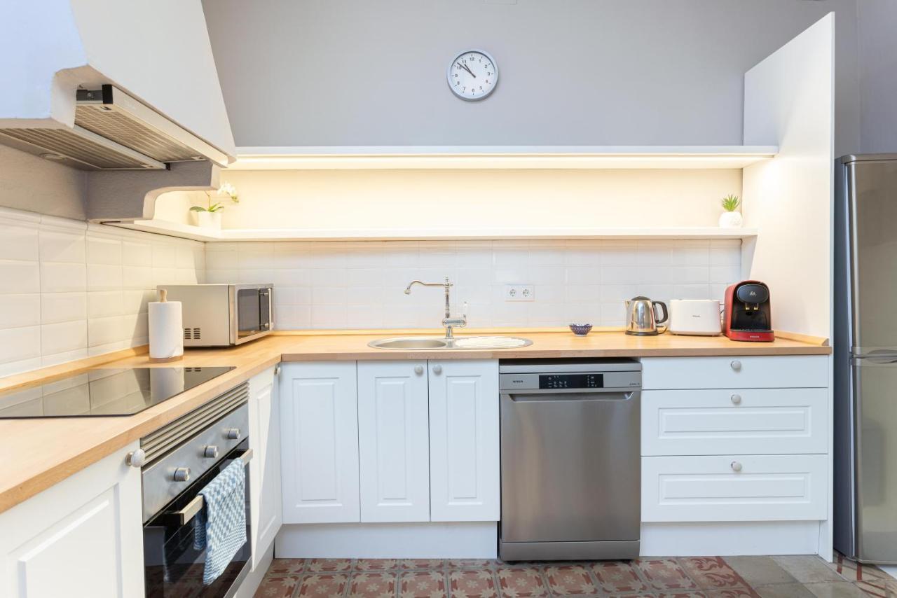 Apartment Luxurious-historical With Terrace Barcelona