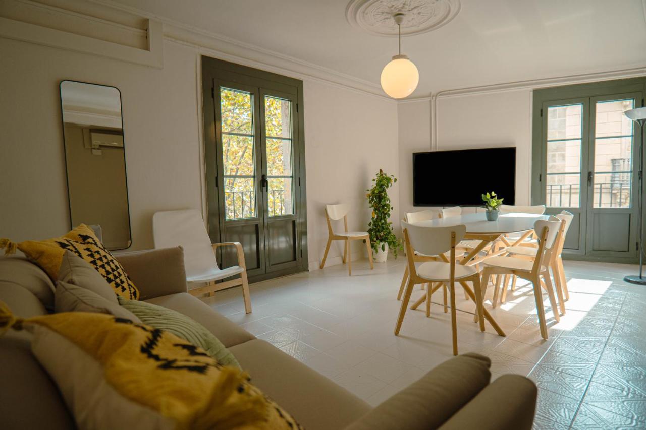 Smartr Barcelona Ramblas Aparthotel 2*
