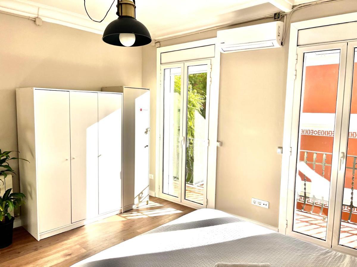 Sunny Gracia - Joanic Renovated Apartment Barcelona