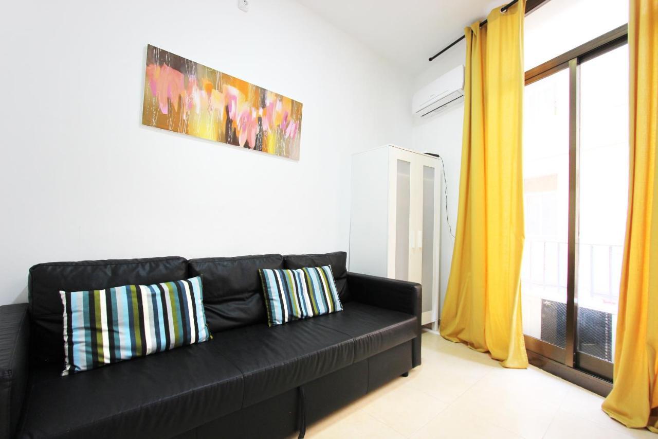 In The Historical Center, Two Bedrooms Appartement