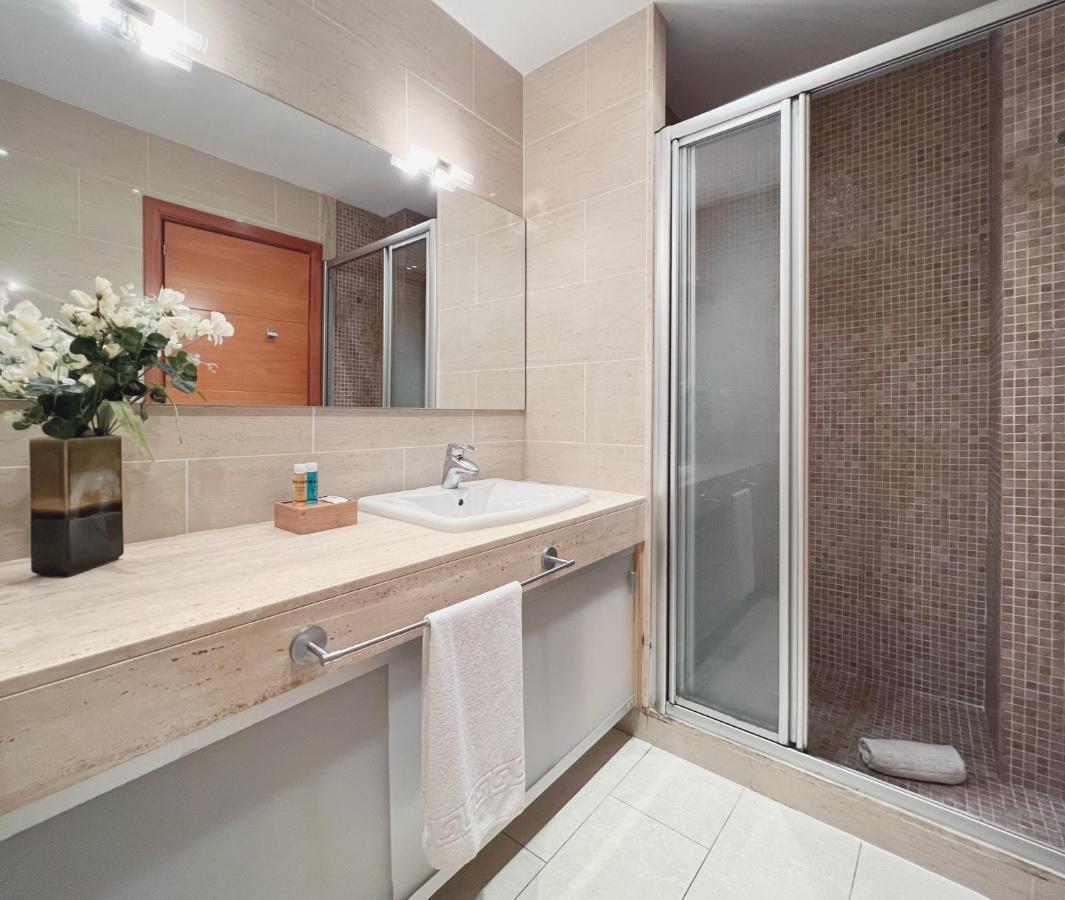 U-nique Sant Eudald Ii Apartment Barcelona