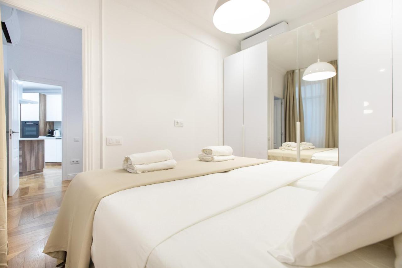 Majestic 4br/4bath In Sagrada Familia Area Appartement Barcelone