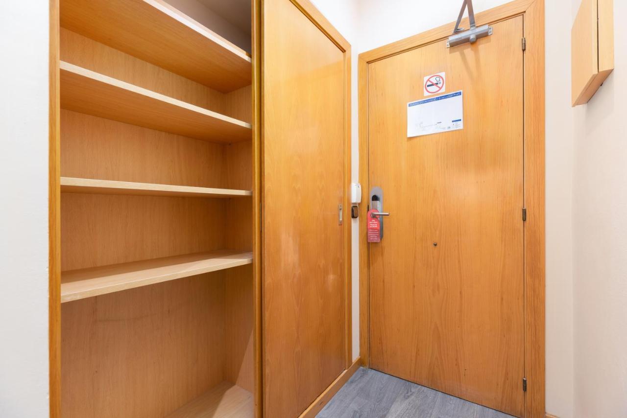 Dv Aparthotel Barcelona