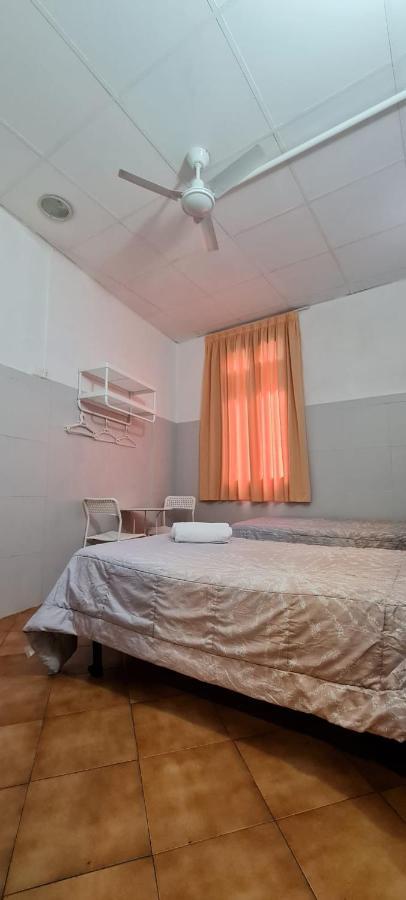 45 Guest house *