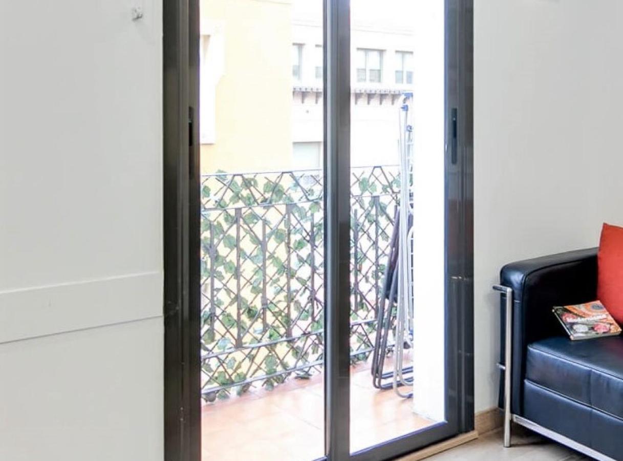 New Listing Duplex Near The Barceloneta *