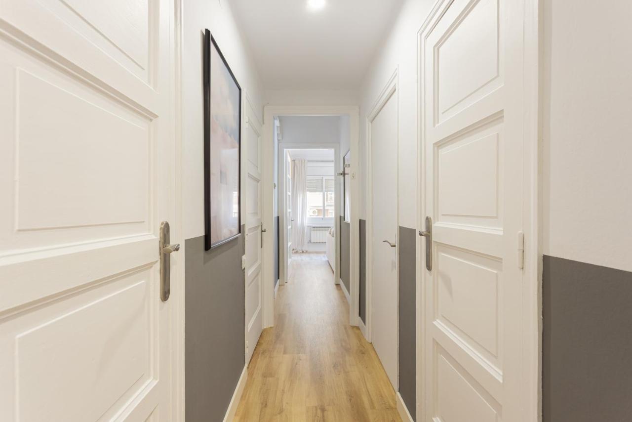 Apartment Stylish 3 Bedroom Barcelona