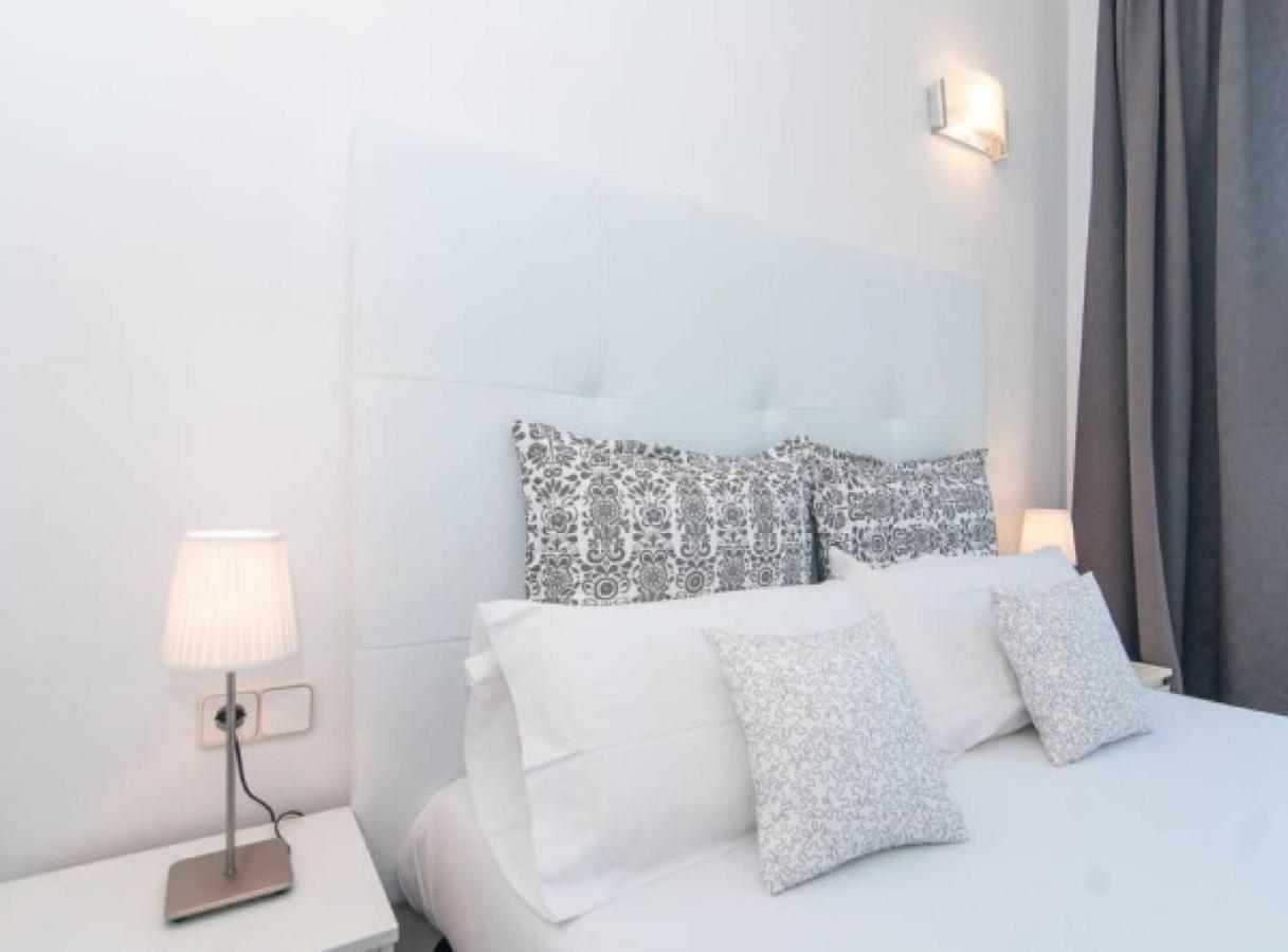 Picasso Apartment