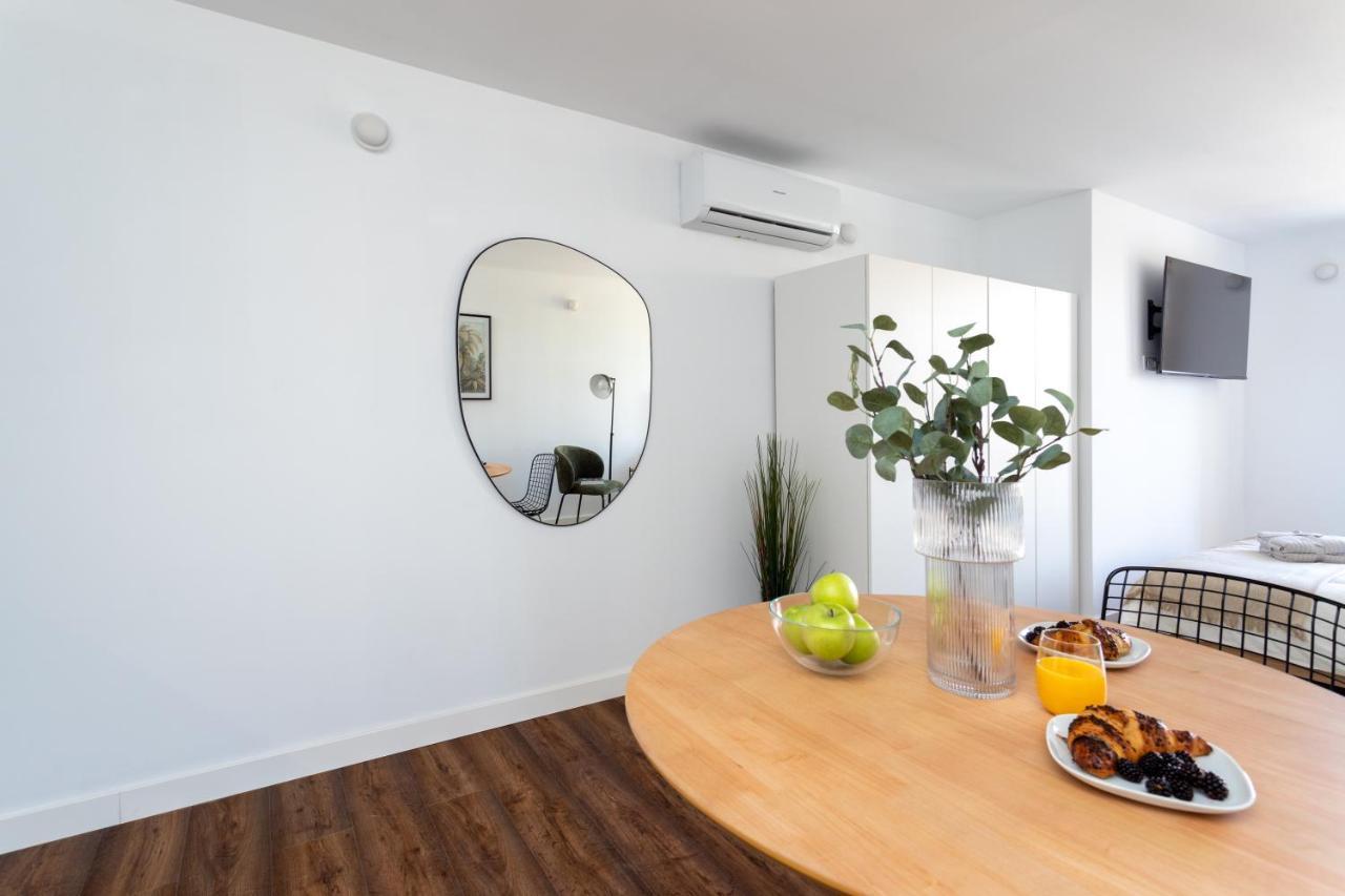 Soho Apartments & Studios