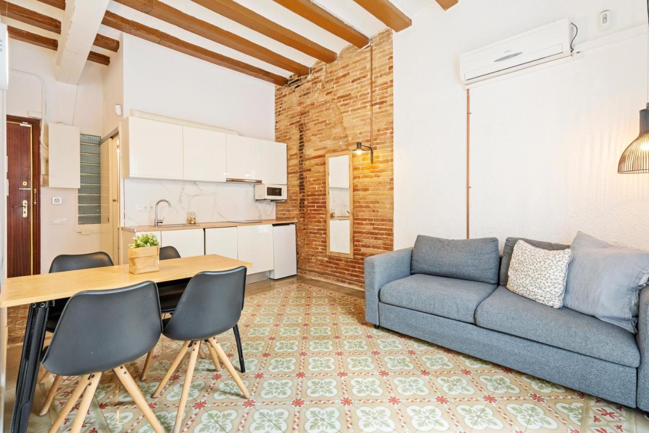 Flateli Borrell Appartement