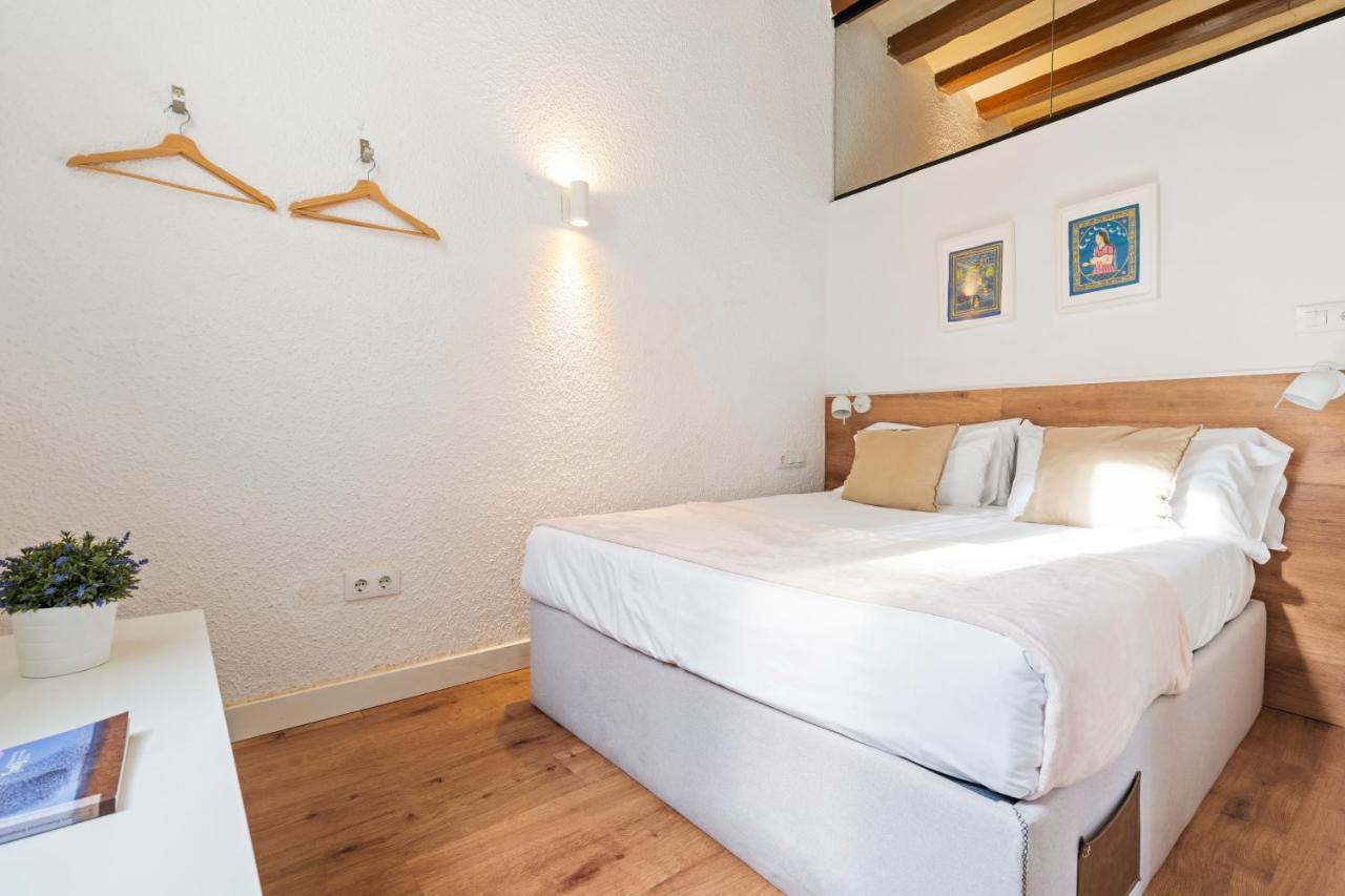 Flateli Borrell Barcelona