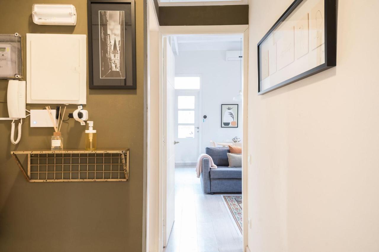 Light, Cozy Terrace And Local Life In Gracia Appartement Barcelona