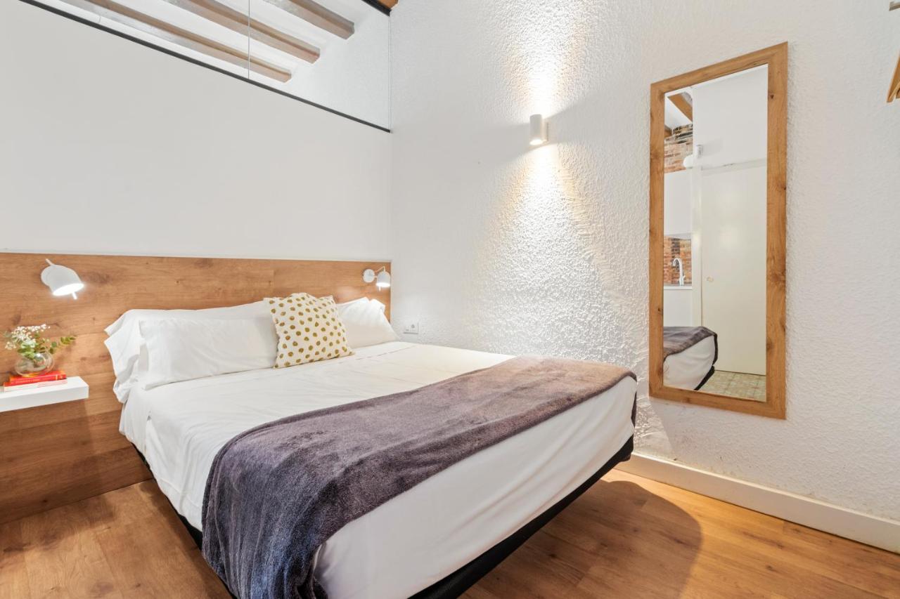 Flateli Borrell * Barcelona