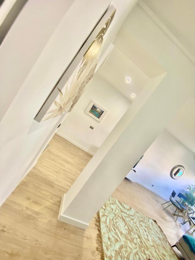 Chic Apartments- Free Parking - 10 Min From Bcn Centre By Metro Apartment