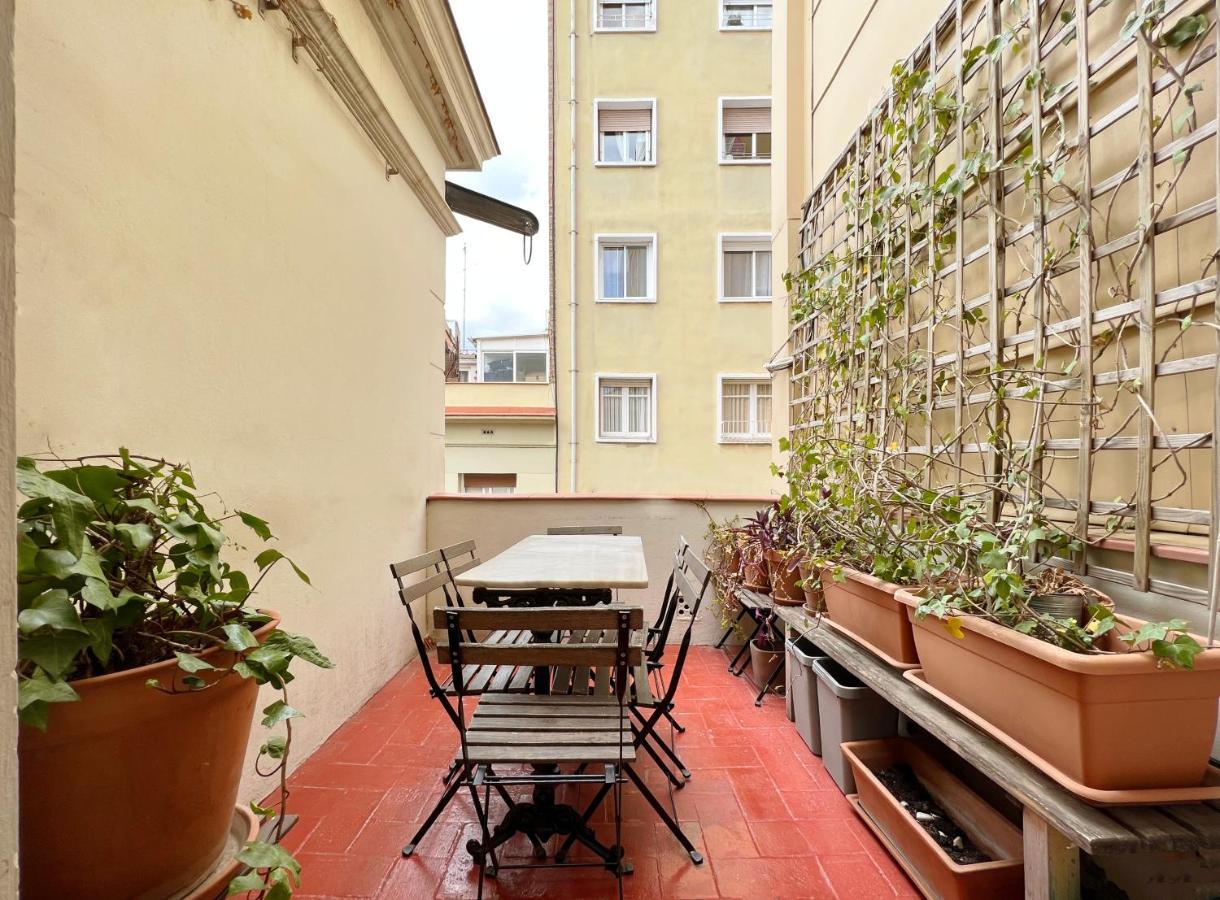 Apartamento U-nique Legalitat *