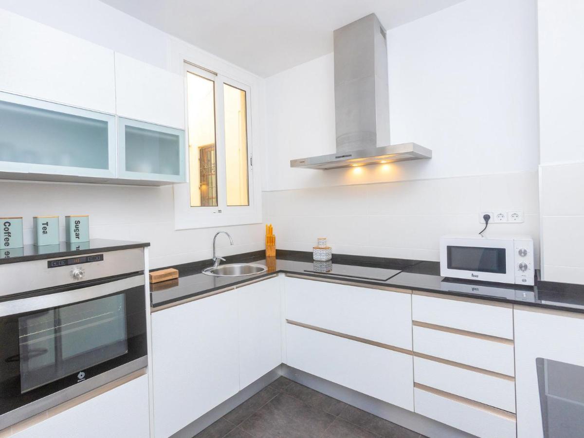 Apartment Eix-Dret-Roger De Lluria-Valencia By Interhome Barcelona