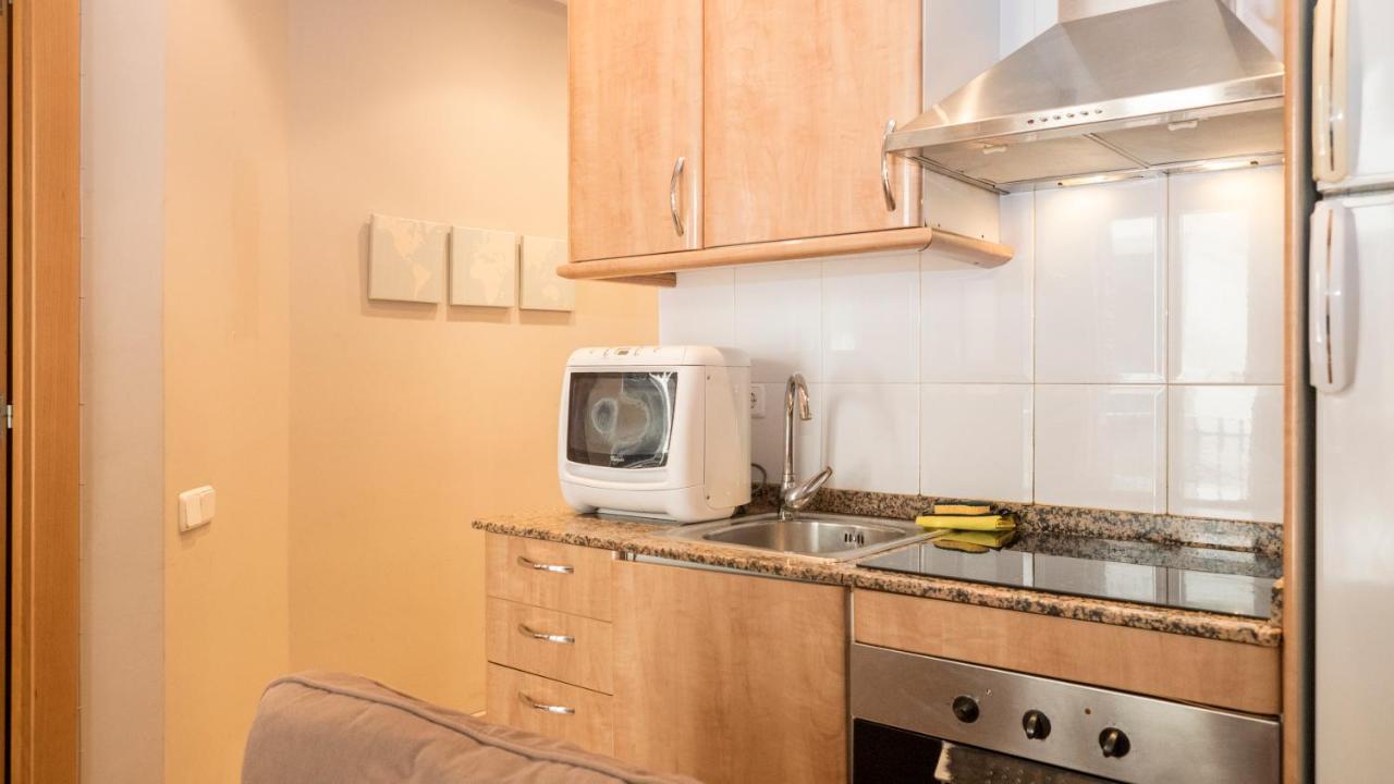 Apartment Bebarceloner Gracia Apartments- 1 Bedroom Barcelona