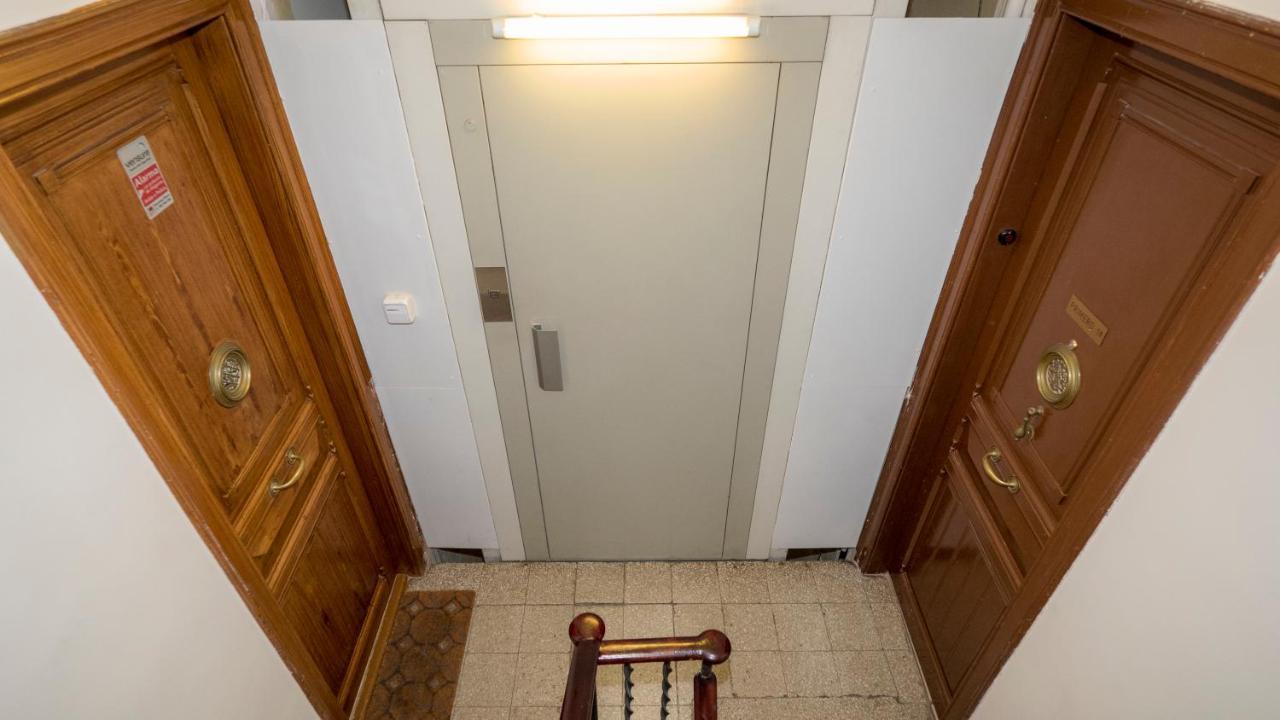 Apartment Bebarceloner Gracia Apartments- 1 Bedroom *