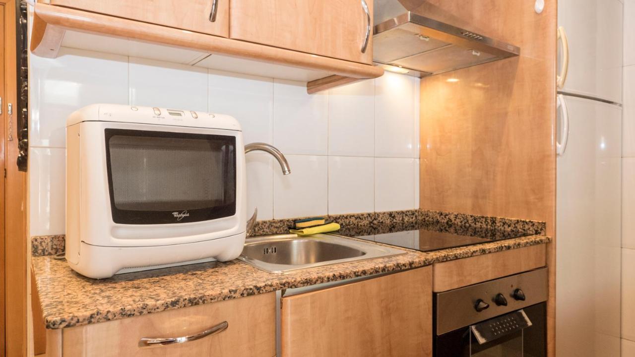 Bebarceloner Gracia Apartments- 1 Bedroom Apartment *