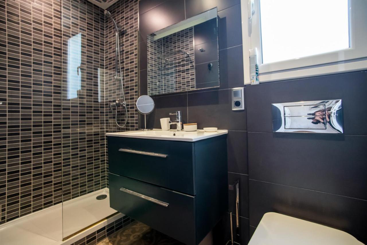 41ari1045- Fantastic And Super Spacious 3bed In The Center Apartment